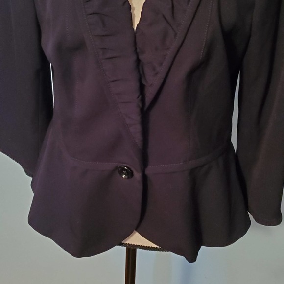 W&B Flattering Versatile Classic Black One-Button Blazer Size 12 - Picture 5 of 11